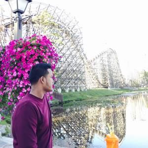 Meet your Posher, Jamil